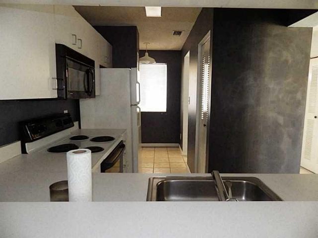 1172 Coral Club Drive 1172, Coral Springs, FL 33071