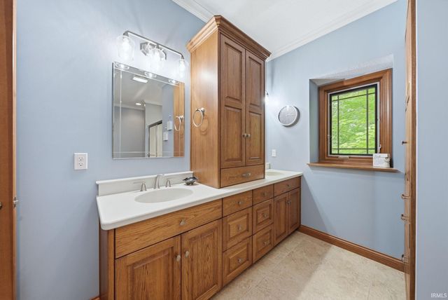 8630 N 000th Road, Decatur, IN 46733