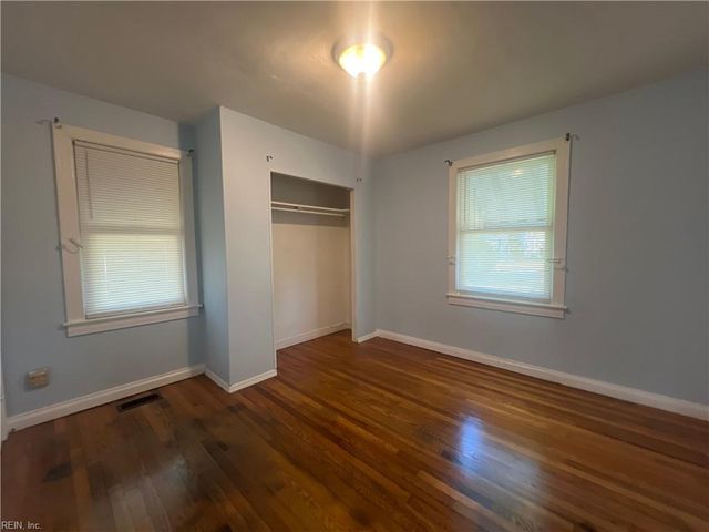 3053 Tree Chop RD, Norfolk, VA 23513