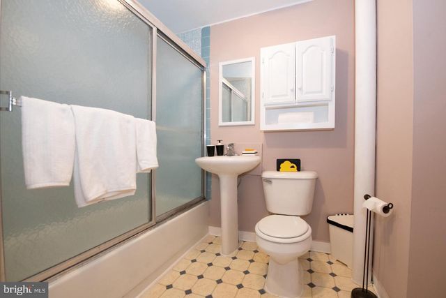 151 FOUNTAIN ST, Philadelphia, PA 19127