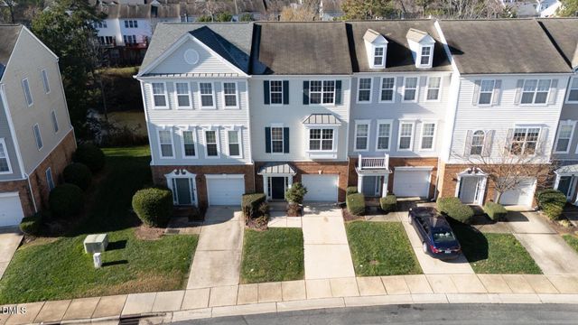 712 Sutter Gate Lane, Morrisville, NC 27560