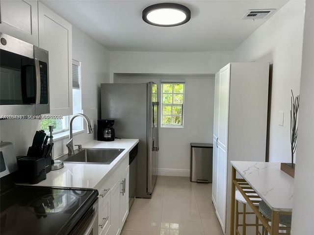 6966 Byron Ave 101, Miami Beach, FL 33141