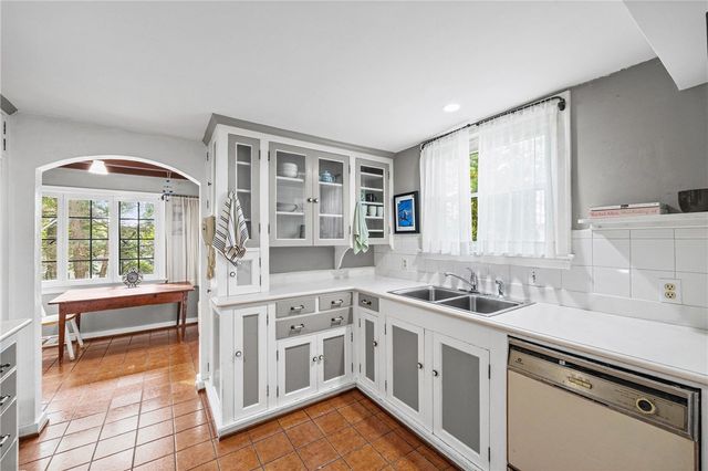 1041 Highland Avenue, Brighton, NY 14620
