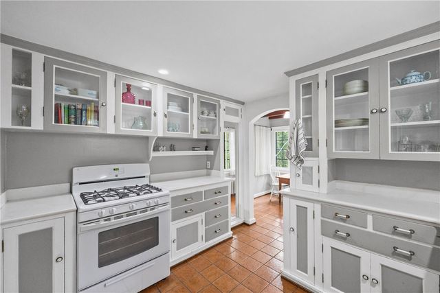 1041 Highland Avenue, Brighton, NY 14620