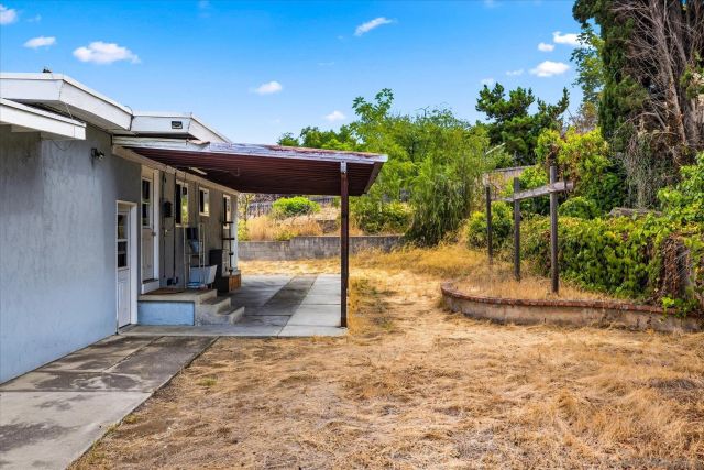 10051 Casa De Oro Blvd, Spring Valley, CA 91977