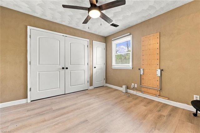 3725 Forest Glen RD, Virginia Beach, VA 23452