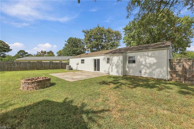 3725 Forest Glen RD, Virginia Beach, VA 23452