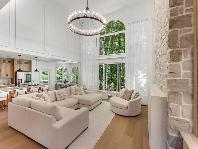 4325 Landover Way, Suwanee, GA 30024