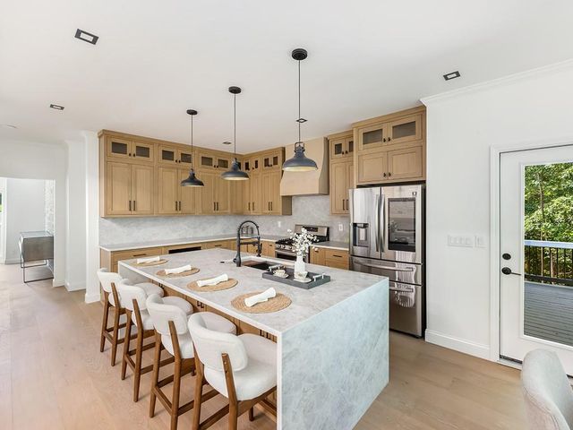4325 Landover Way, Suwanee, GA 30024