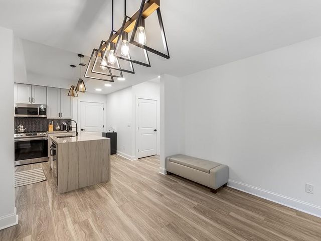 4325 Landover Way, Suwanee, GA 30024