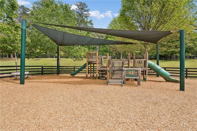 4325 Landover Way, Suwanee, GA 30024