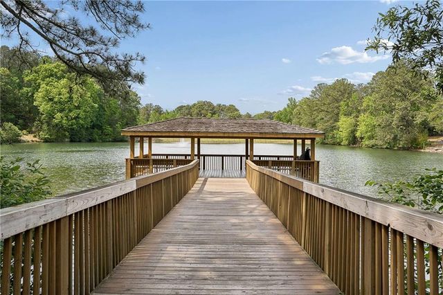 4325 Landover Way, Suwanee, GA 30024