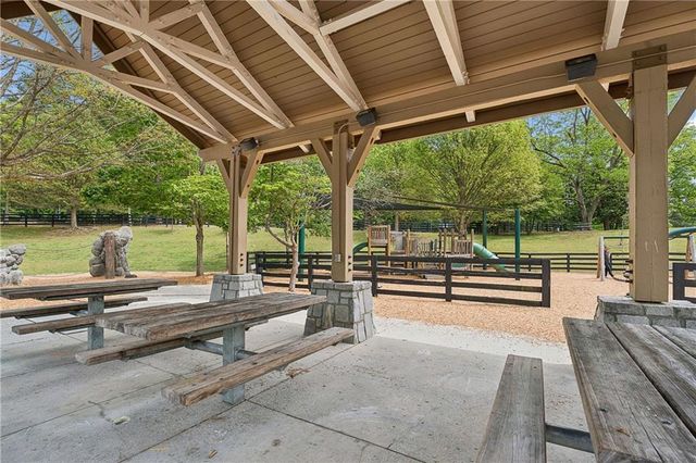 4325 Landover Way, Suwanee, GA 30024