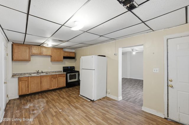 349 N 23rd St, Louisville, KY 40212