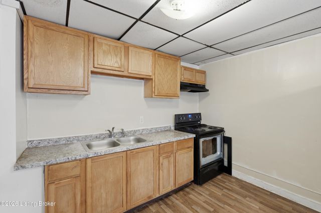 349 N 23rd St, Louisville, KY 40212