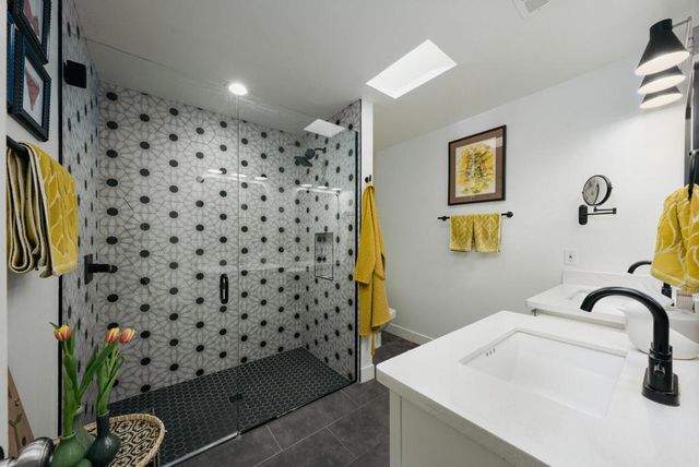 338 Desert Lakes Drive, Palm Springs, CA 92264