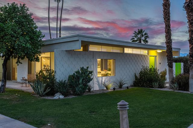 338 Desert Lakes Drive, Palm Springs, CA 92264