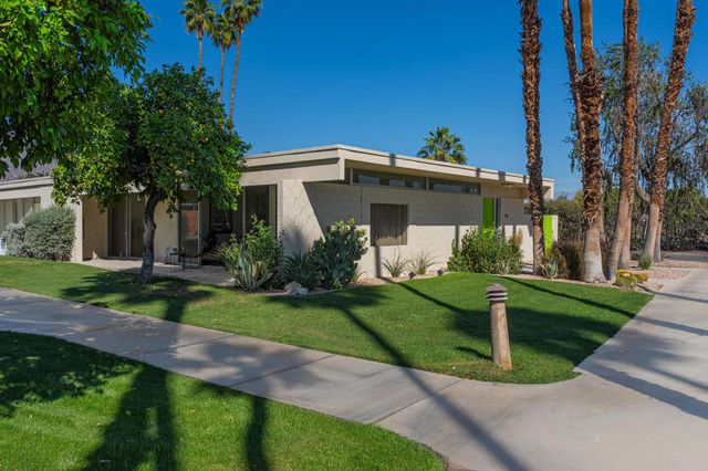 338 Desert Lakes Drive, Palm Springs, CA 92264