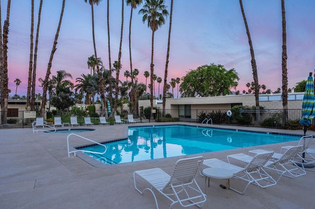 338 Desert Lakes Drive, Palm Springs, CA 92264