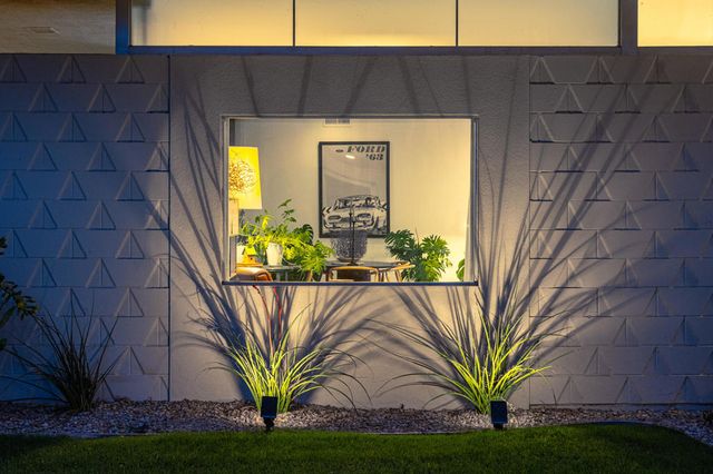 338 Desert Lakes Drive, Palm Springs, CA 92264