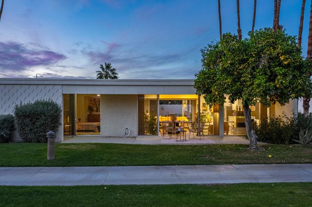 338 Desert Lakes Drive, Palm Springs, CA 92264