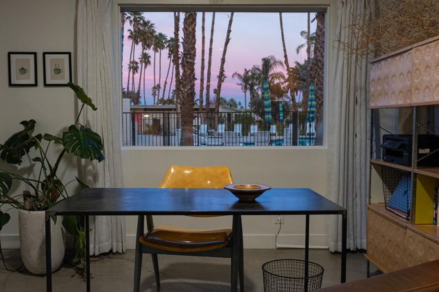 338 Desert Lakes Drive, Palm Springs, CA 92264