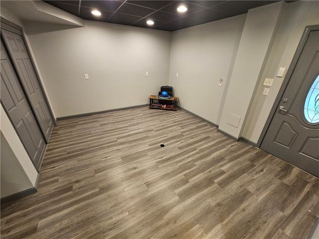 225 Profio Rd, Cecil, PA 15057