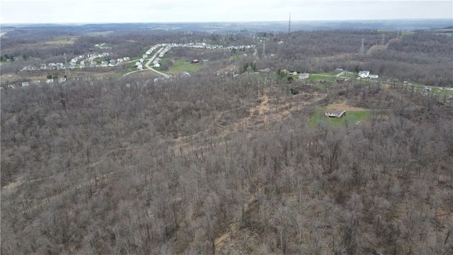 225 Profio Rd, Cecil, PA 15057