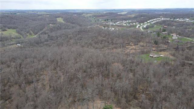 225 Profio Rd, Cecil, PA 15057