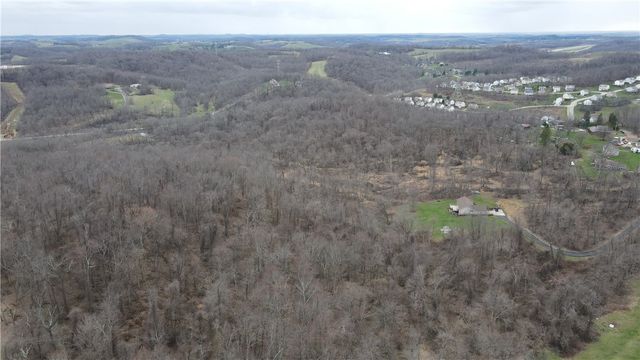 225 Profio Rd, Cecil, PA 15057