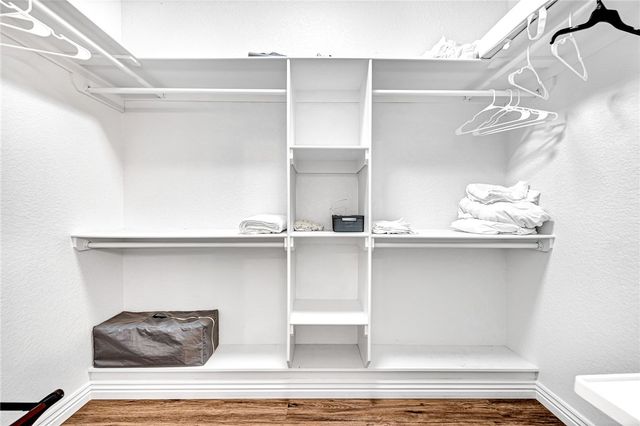 17 Hillington Circle, Bella Vista, AR 72715