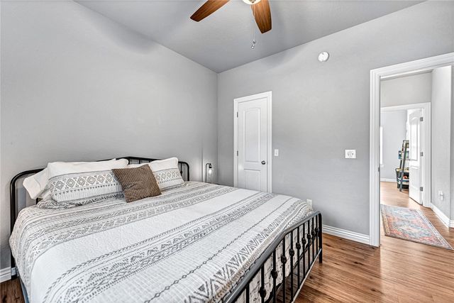 17 Hillington Circle, Bella Vista, AR 72715