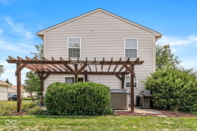 964 Millbrook Drive, Avon, IN 46123