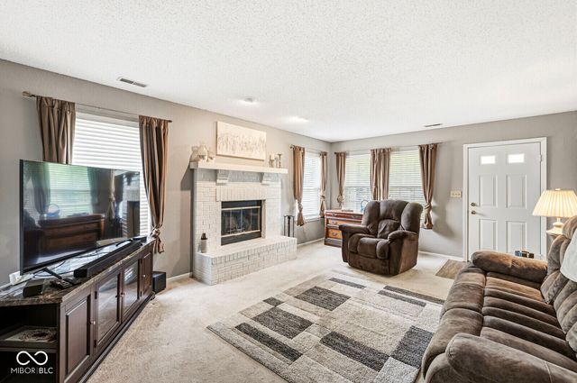 964 Millbrook Drive, Avon, IN 46123