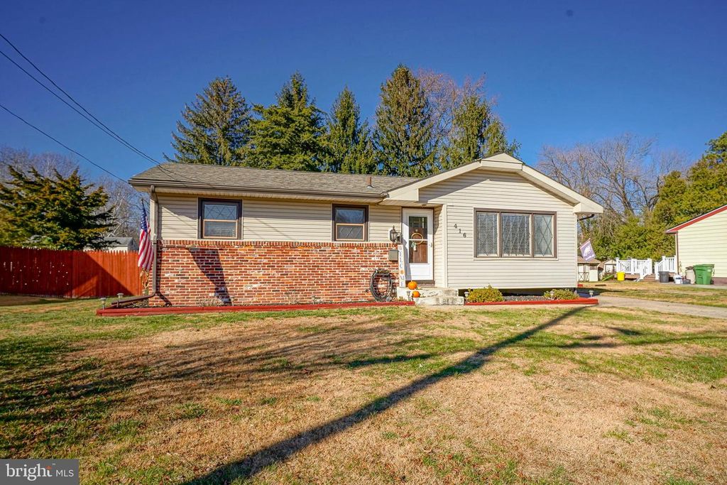 416 WEDGEWOOD DR, Blackwood, NJ 08012