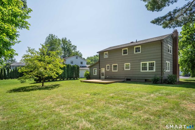 114 Fuller Drive, West Hartford, CT 06117