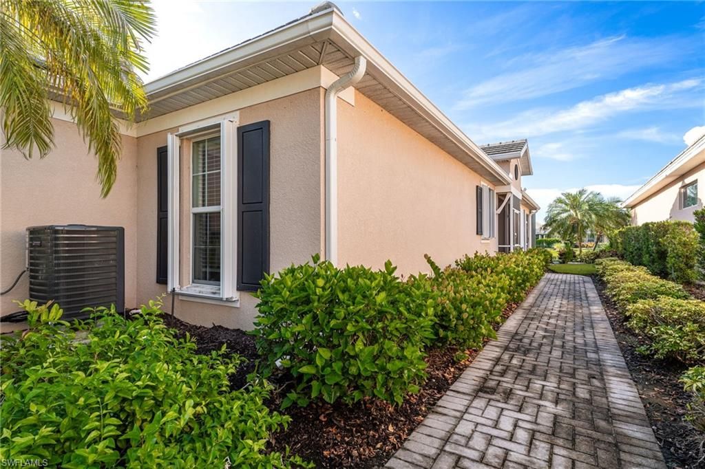 2652 Vareo CT, CAPE CORAL, FL 33991 — photo 5