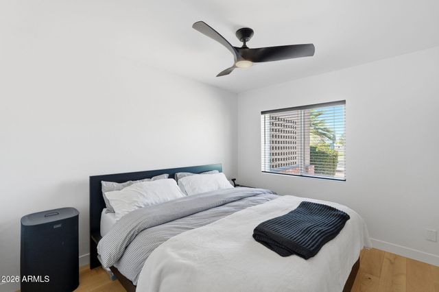 3601 E CHOLLA Street, Phoenix, AZ 85028