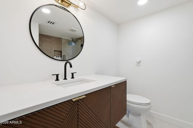 3601 E CHOLLA Street, Phoenix, AZ 85028