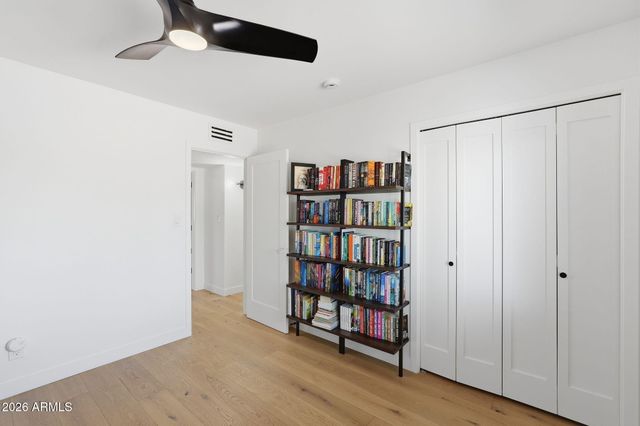 3601 E CHOLLA Street, Phoenix, AZ 85028