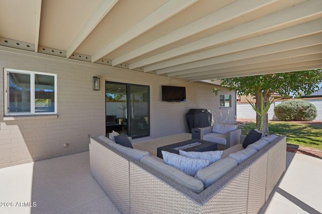 3601 E CHOLLA Street, Phoenix, AZ 85028