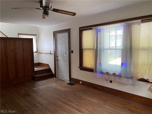 142 Emerling Avenue, Akron, OH 44301
