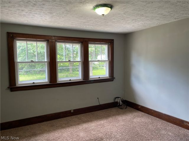 142 Emerling Avenue, Akron, OH 44301
