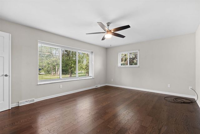 705 W Bemis Road, Saline, MI 48176
