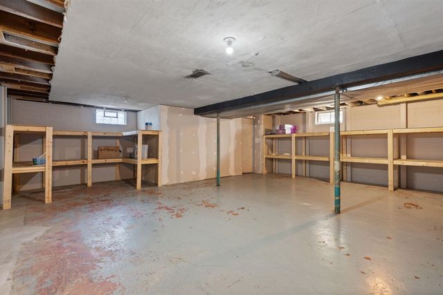 705 W Bemis Road, Saline, MI 48176
