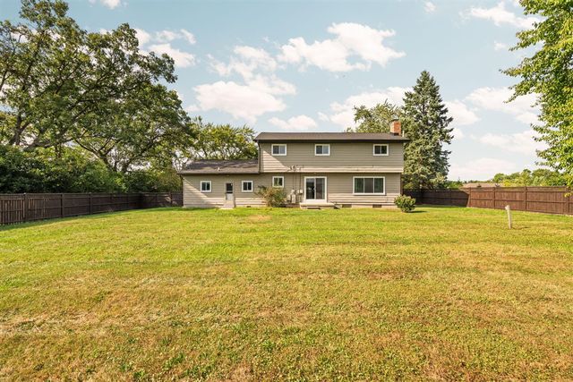 705 W Bemis Road, Saline, MI 48176