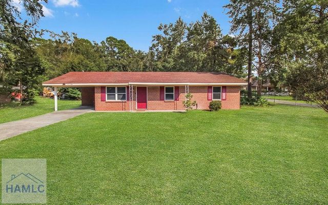 979B Pineland Avenue, Hinesville, GA 31313