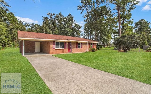 979B Pineland Avenue, Hinesville, GA 31313