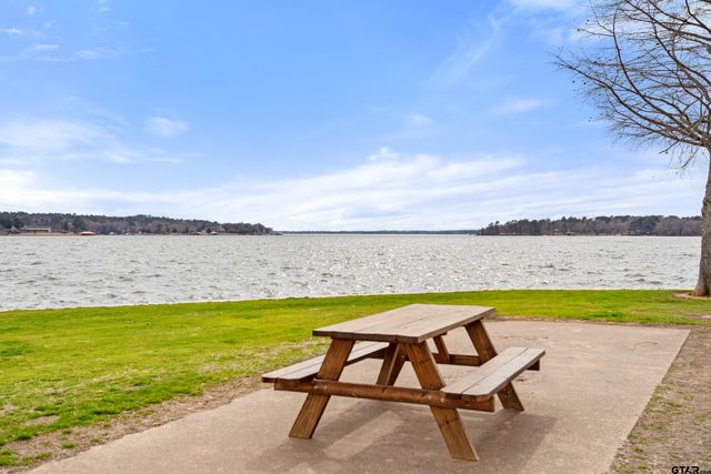 106 Ridgecrest Circle, Bullard, TX 75757