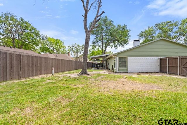 106 Ridgecrest Circle, Bullard, TX 75757